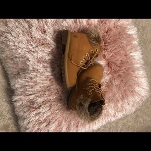 Timberland boots with fur